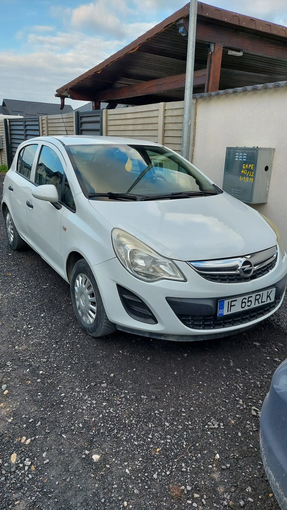 Opel Corsa D 1.2 Benzină   2011   127.000 km   AC   ITP valabil