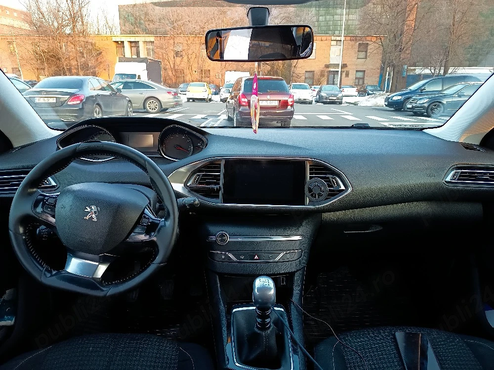 Peugeot 308 2019 1.2 benzina 110 cai 