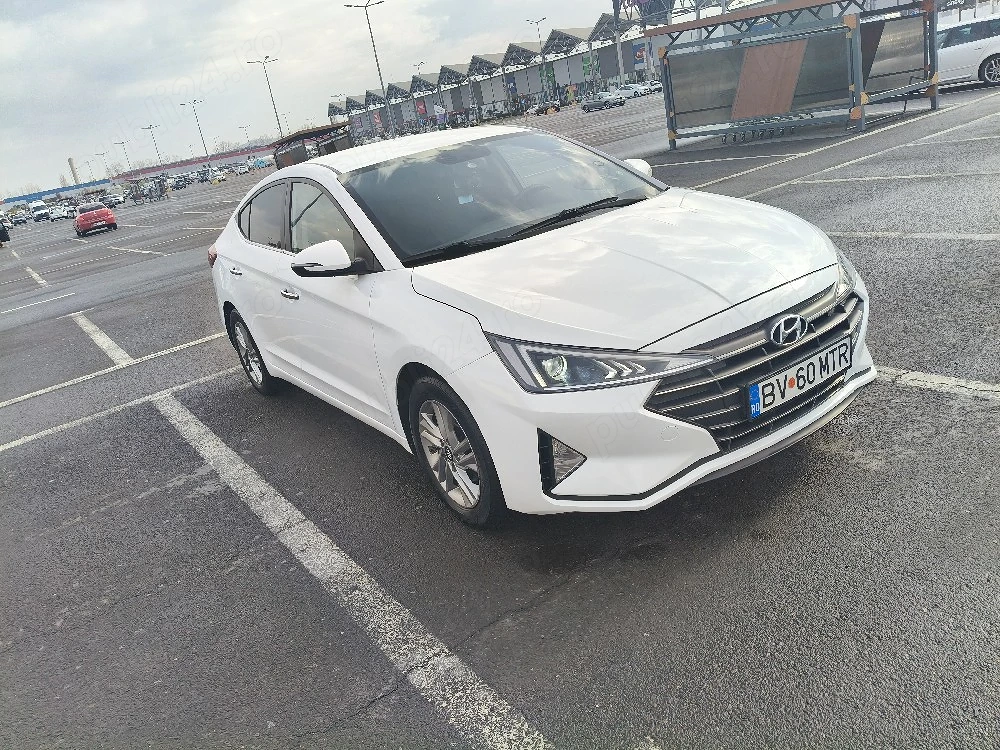 Hyundai Elantra 