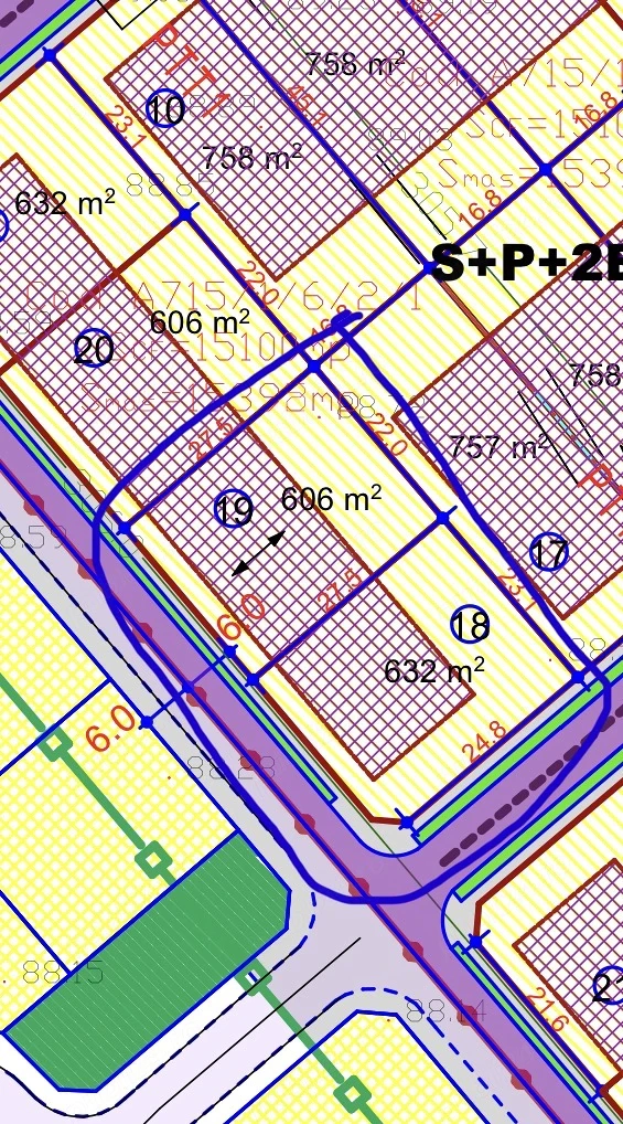 Vând teren Metro Torontal 