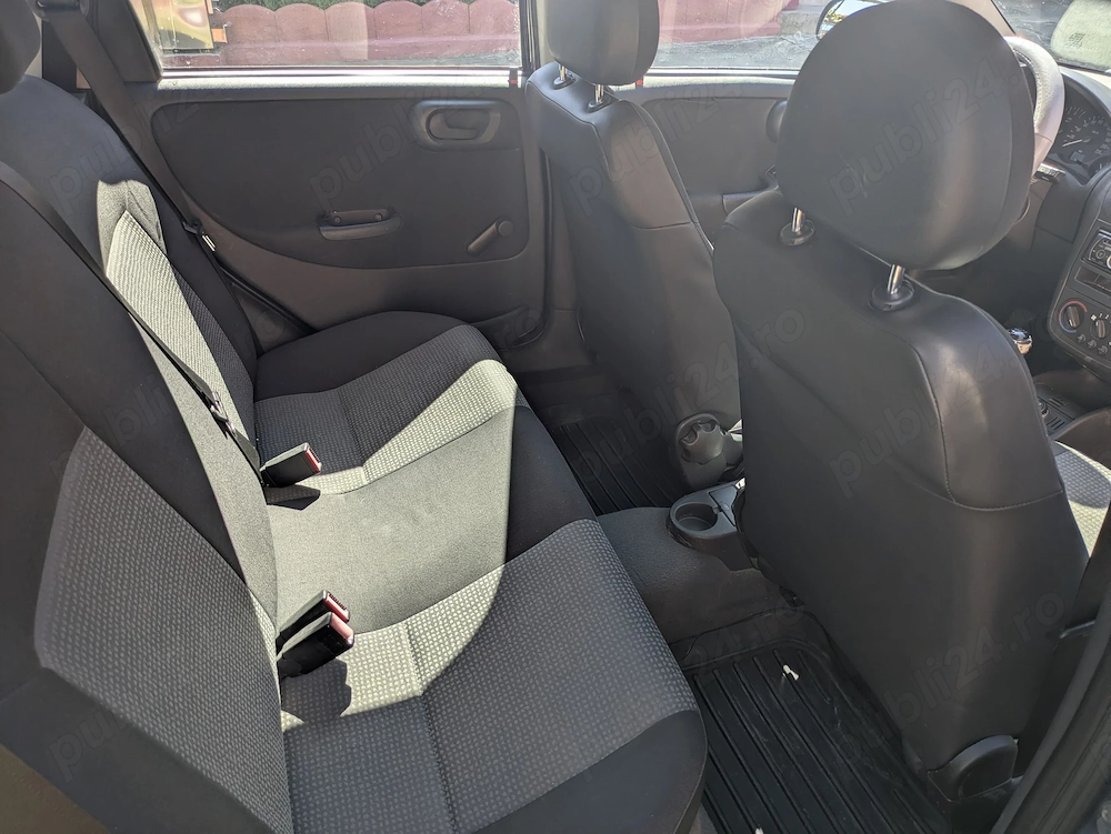 Vând Opel Corsa C 2005