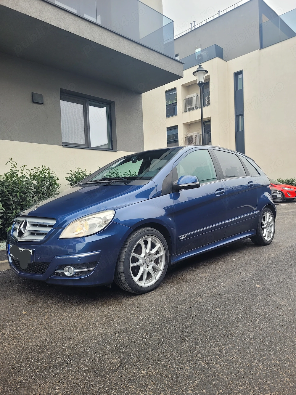 Vand Merfedes Benz B class