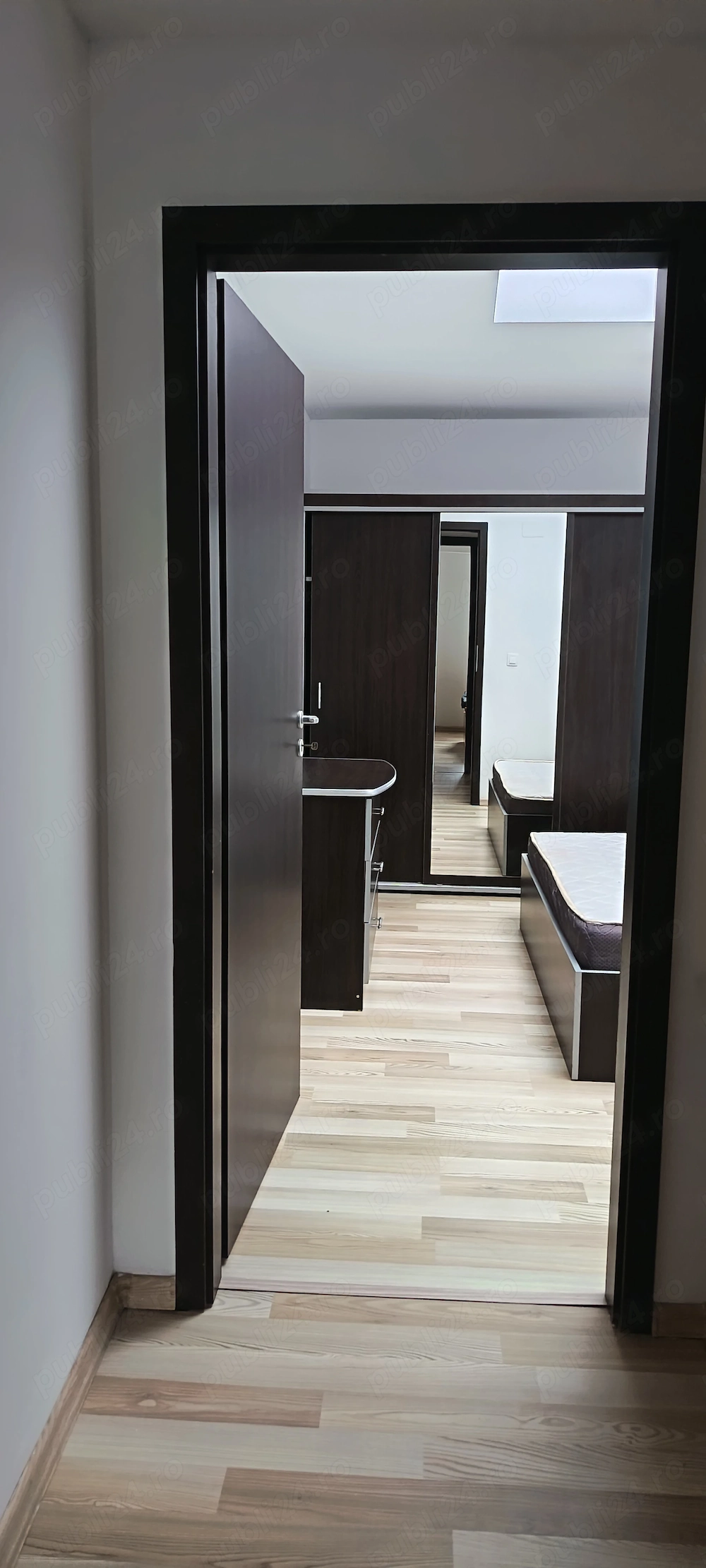 Apartament 3 camere de închiriat pret 500 euro