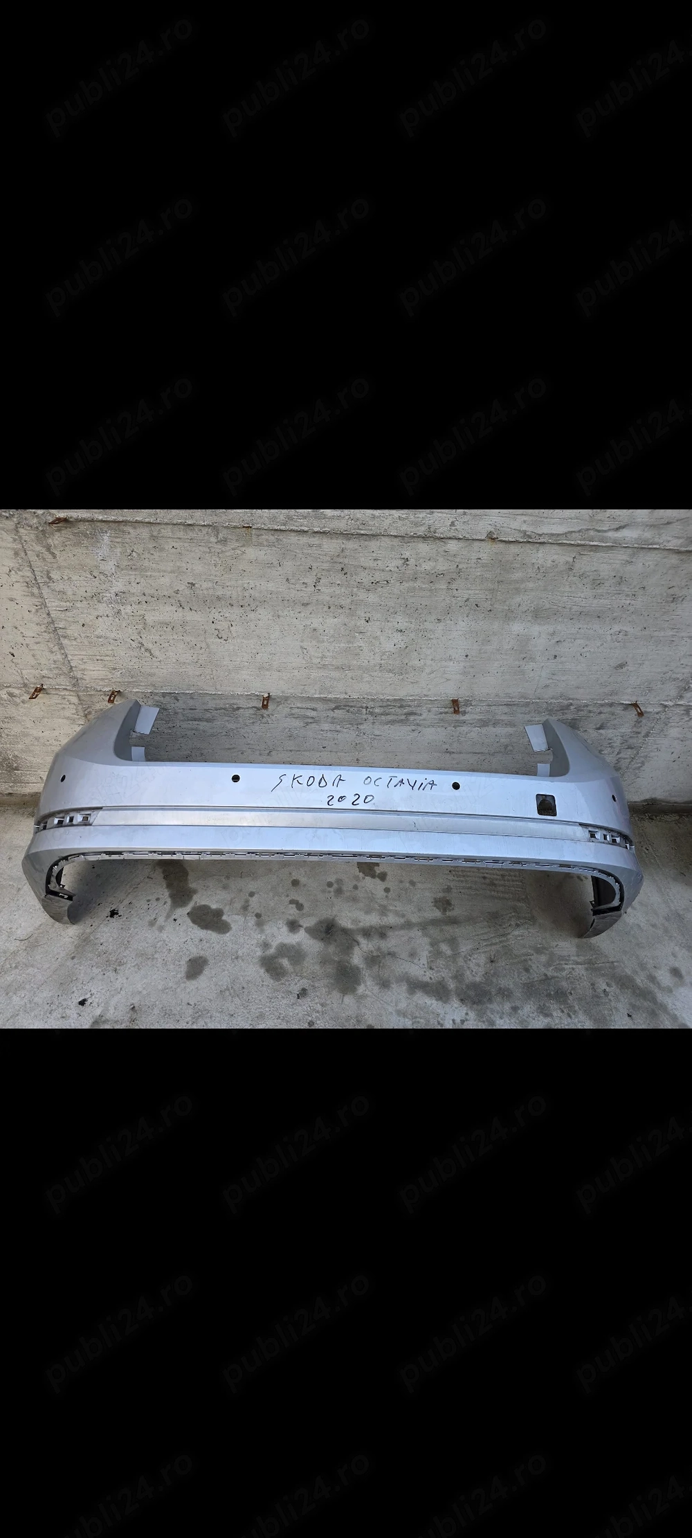 Bara spate skoda octavia 4