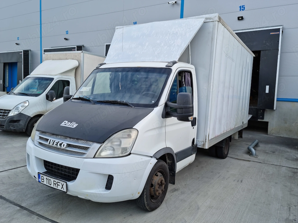 Caut sofer pentu 3,5t , duba cu lift. Domiciliul in bucuresti, experienta, seriozitate. 