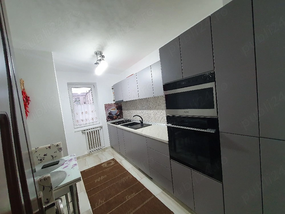 Apartament 4 camere, Et.2, Imparatul Traian