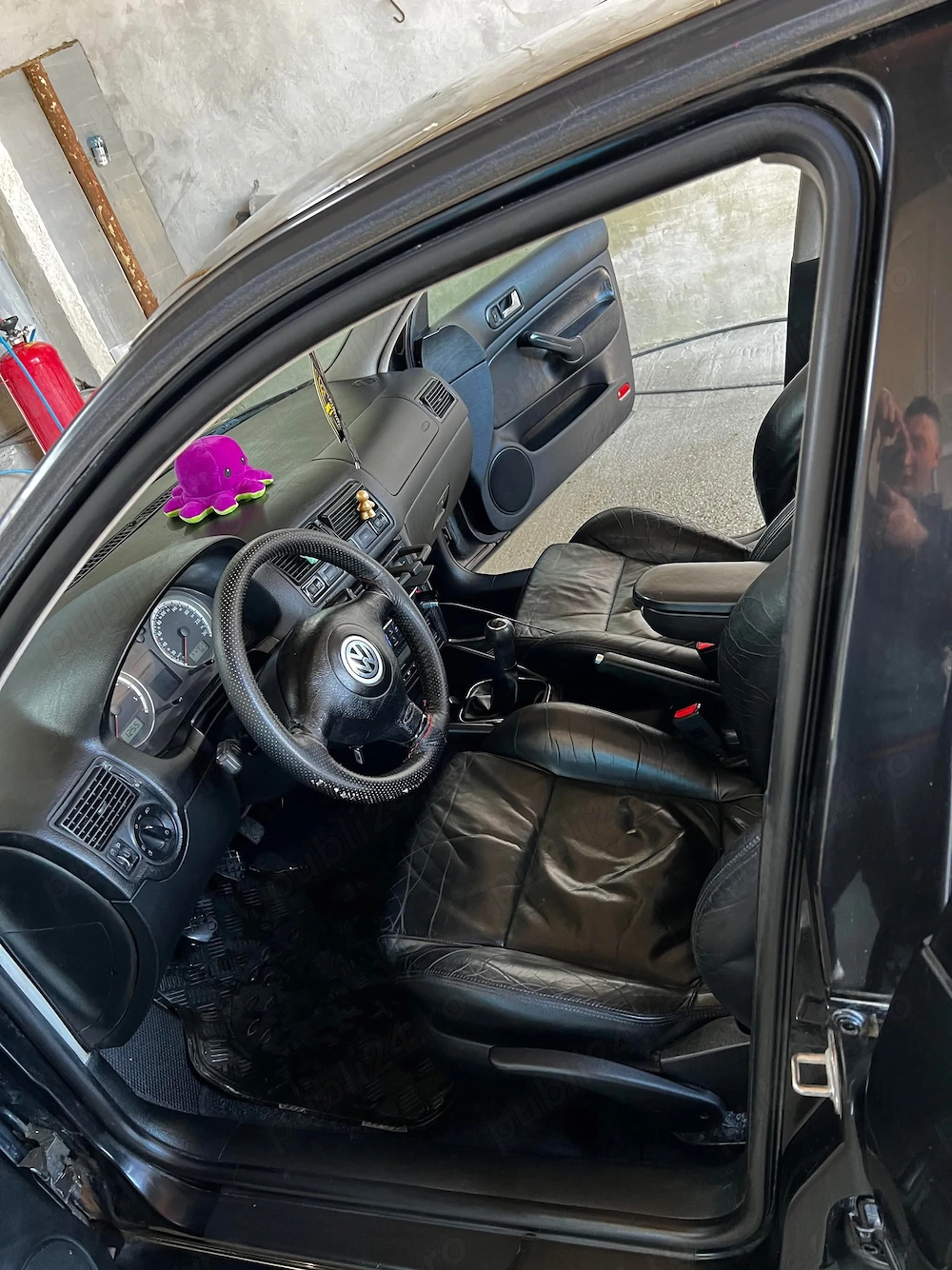 Vând golf 4 1.9 tdi .