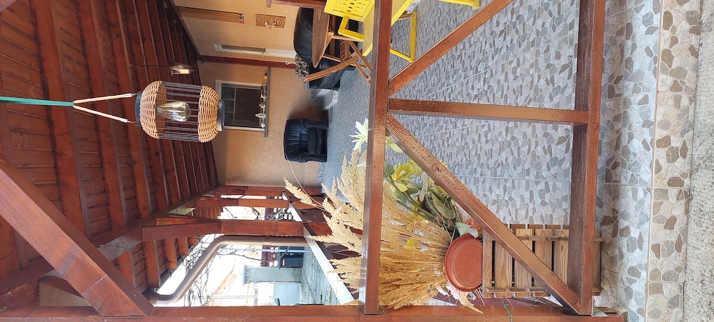 Vând casa renovata la țară 