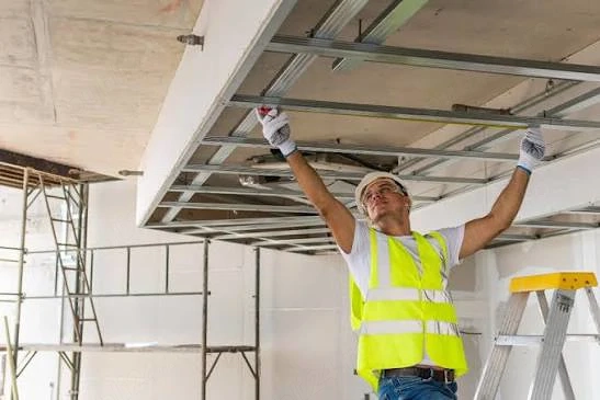 Amenajări interioare montator gips carton