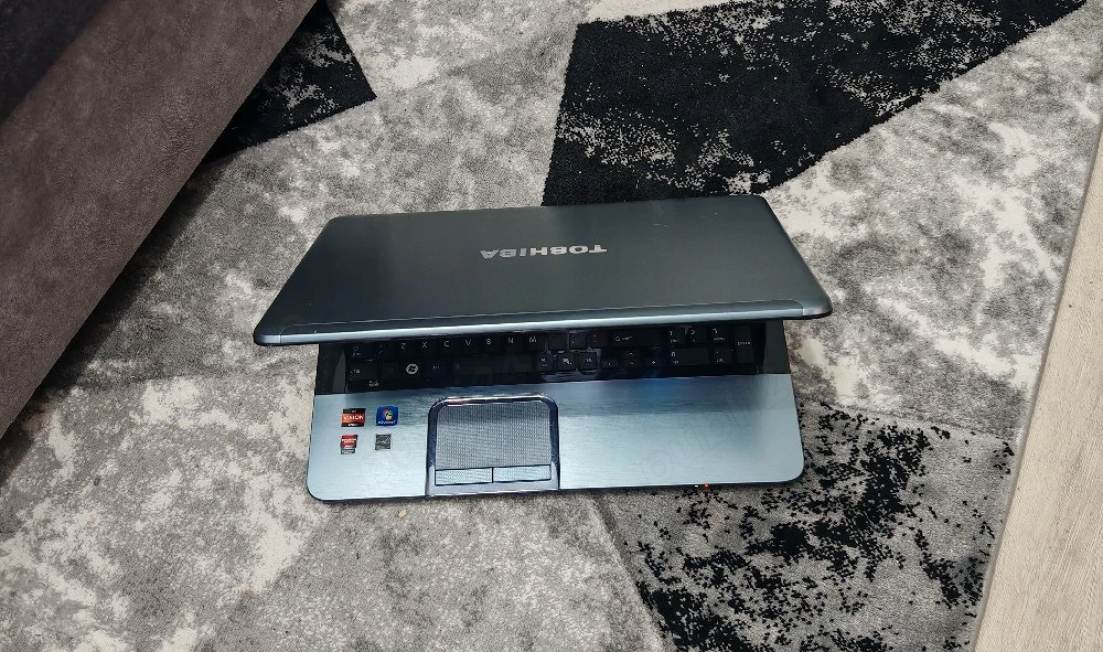 Toshiba Satellite AMD A8