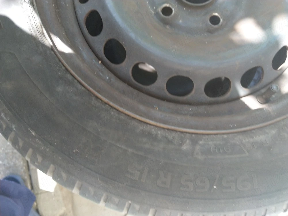 roți vară 195/65/15"Michelin complete cu jantă otel 112/5/15"