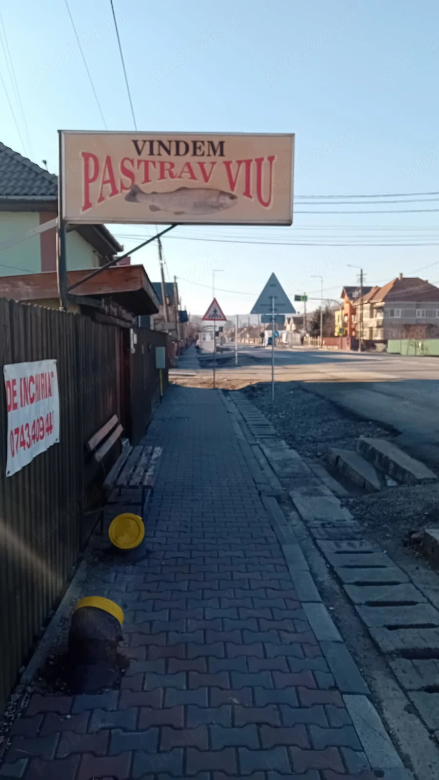 Dau in chirie spatiu 1200mp in Gilau 