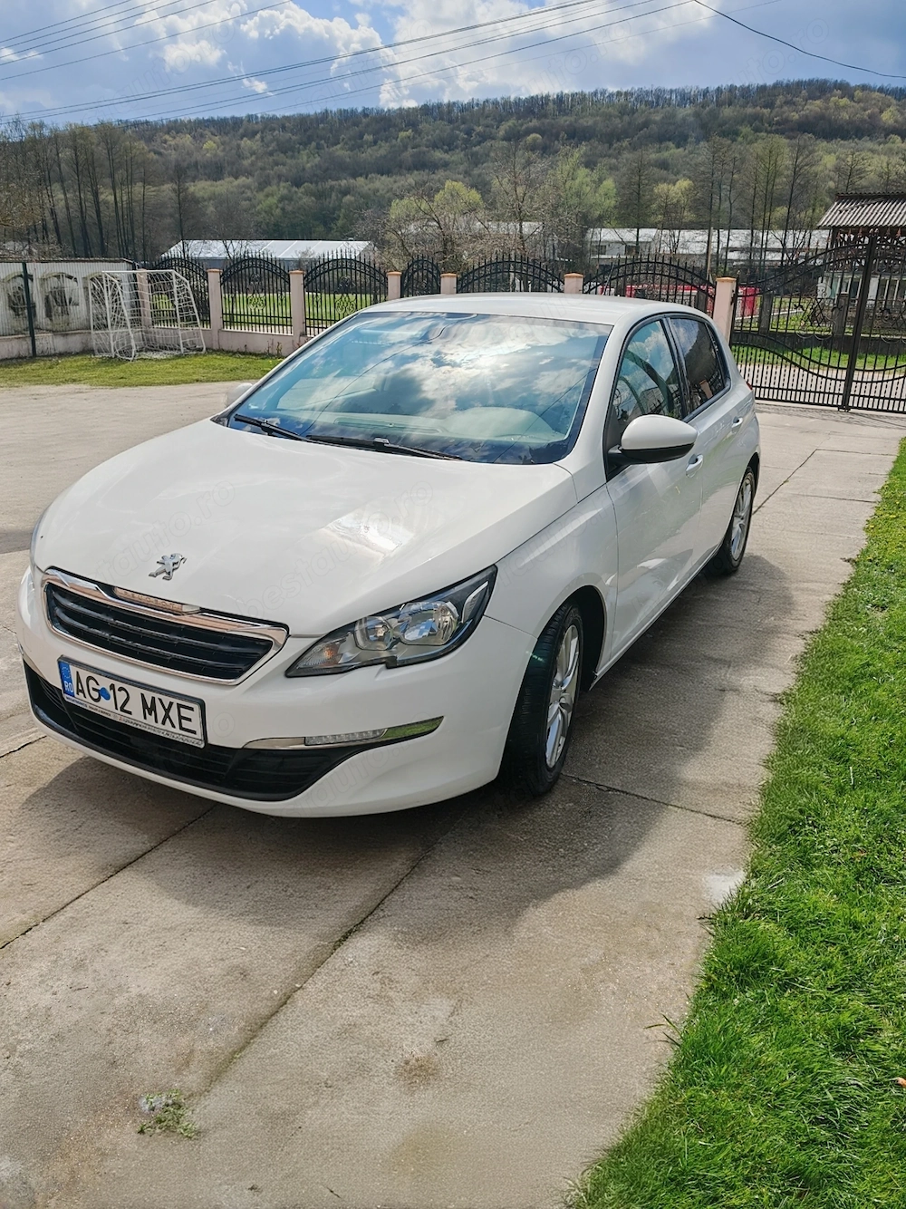 Vând Peugeot 308 motor 1.6 diesel