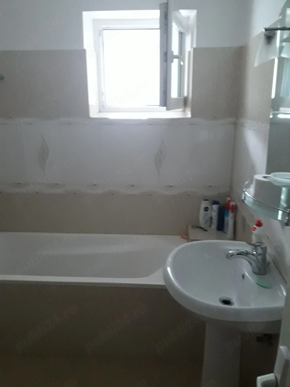 Vand apartament 3 camere 