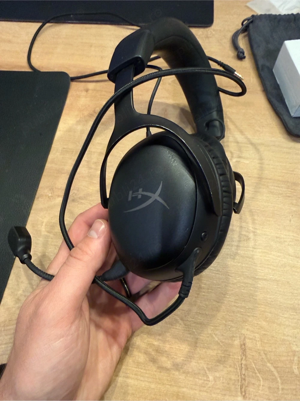 Casti Gaming HyperX Cloud III