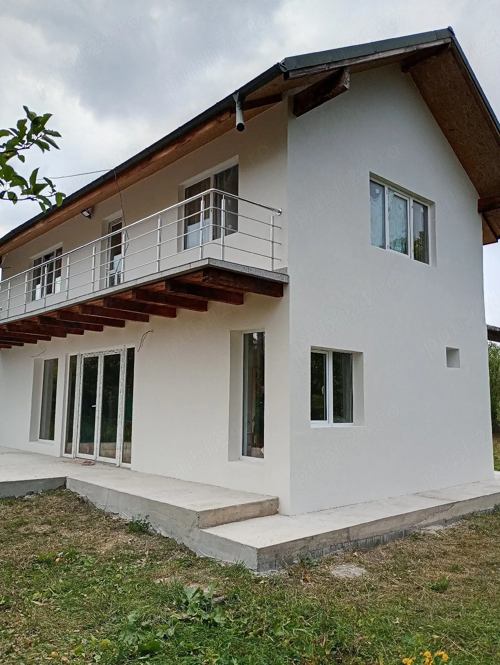 Casă construcție nouă 