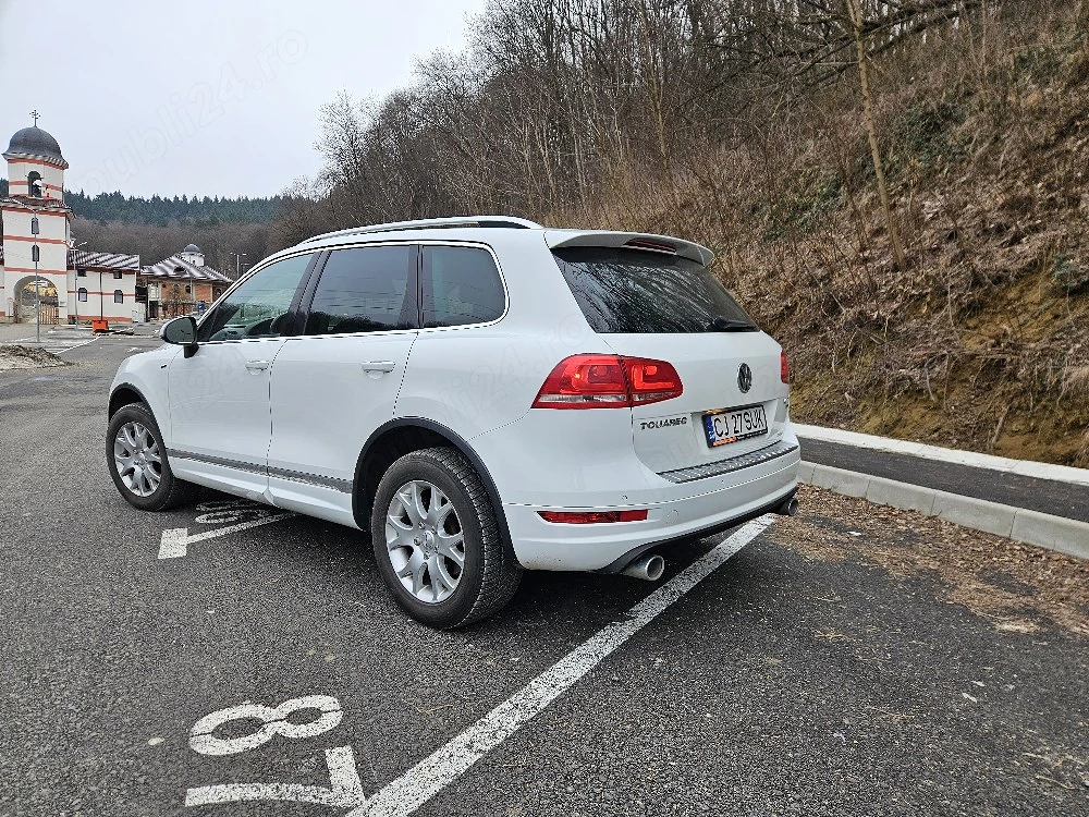 Volkswagen Touareg R-Line 3.0TDI 245cp, 4x4, 2012