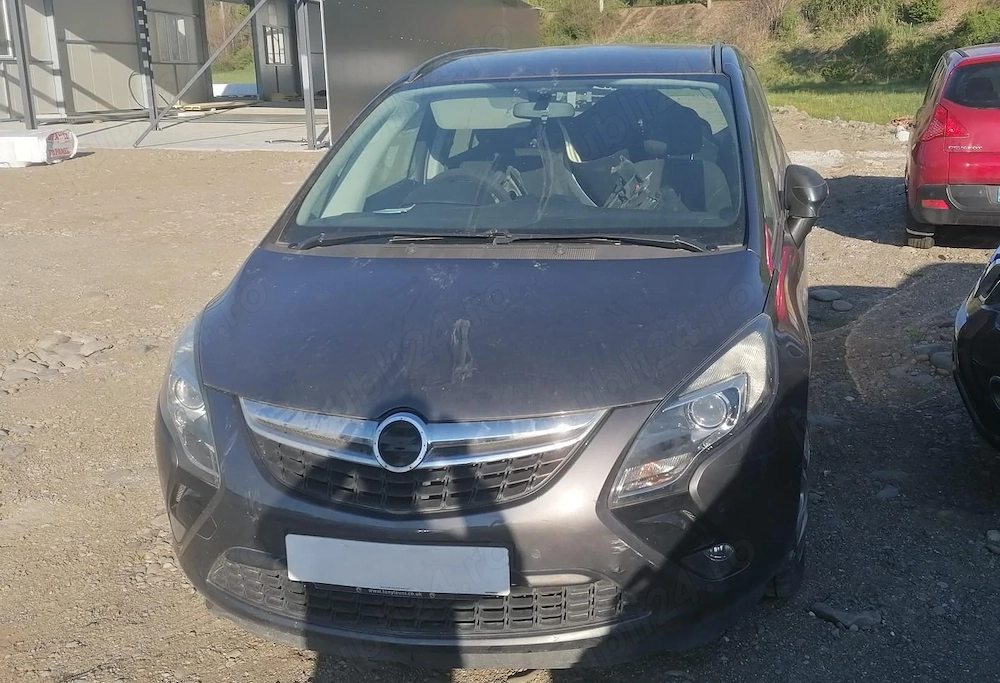 Dezmembrez Opel Zafira C Tourer 1.4B 2012