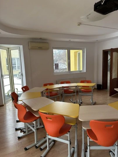 Vila 8 camere zona Tineretului