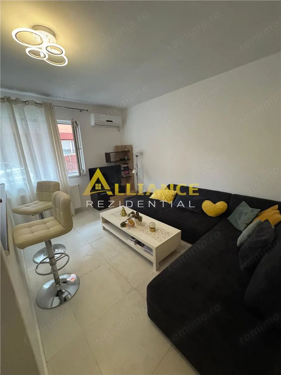 Aparatorii Patriei | 2 Camere Tip Studio | Mobilat   Utilat | Parcare Inclusa
