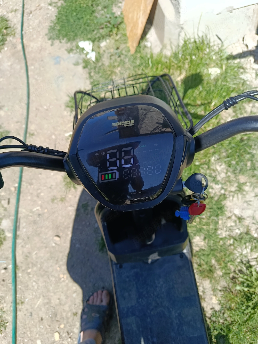 Vând scuter electric 