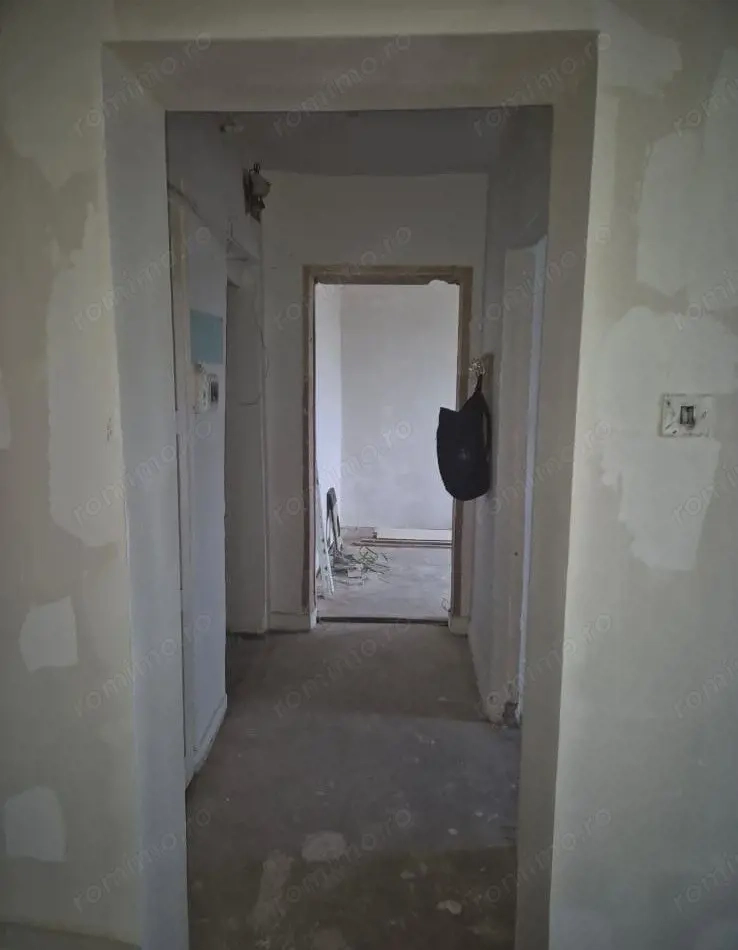 APARTAMENT CU 3 CAMERE ZONA BOGDANESTILOR LA 105.000 euro
