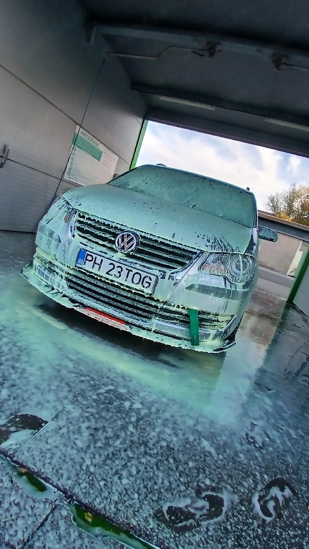vand schimb cu skoda octavia tour benzina de preferat. 