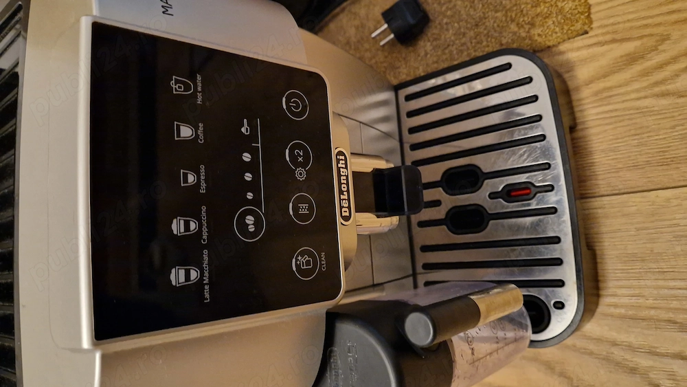 Vand Delonghi Magnifica Start
