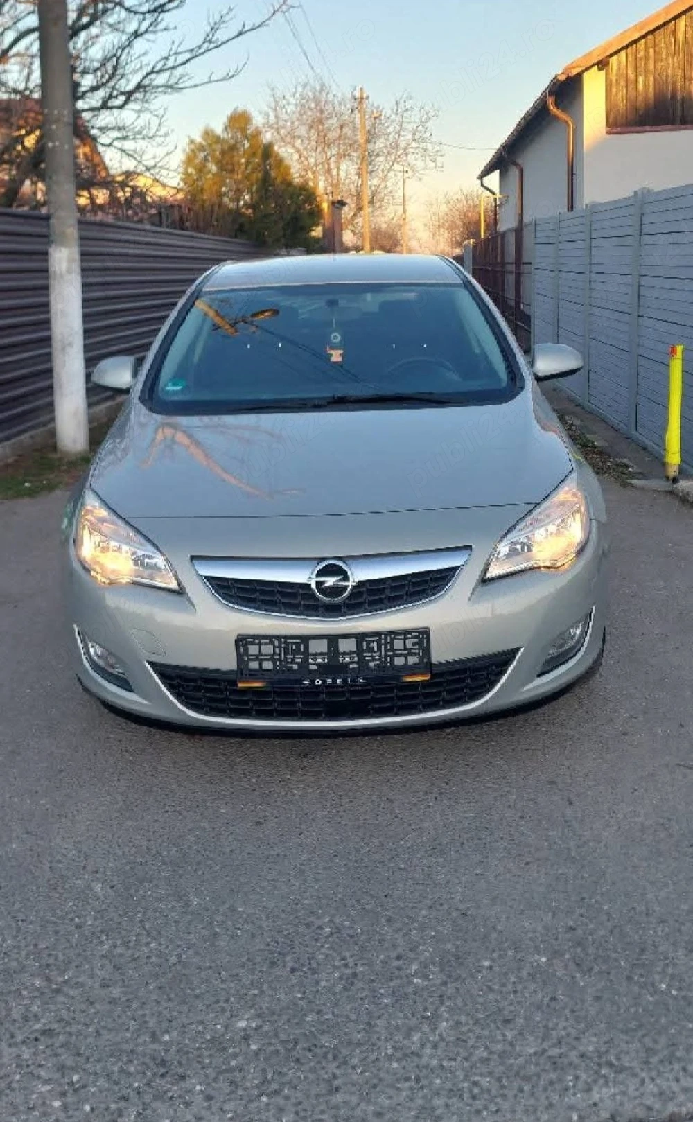 Opel astra J