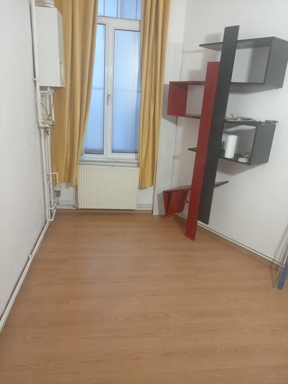 Vând apartament Regina Elisabeta, pretabil spațiu comercial