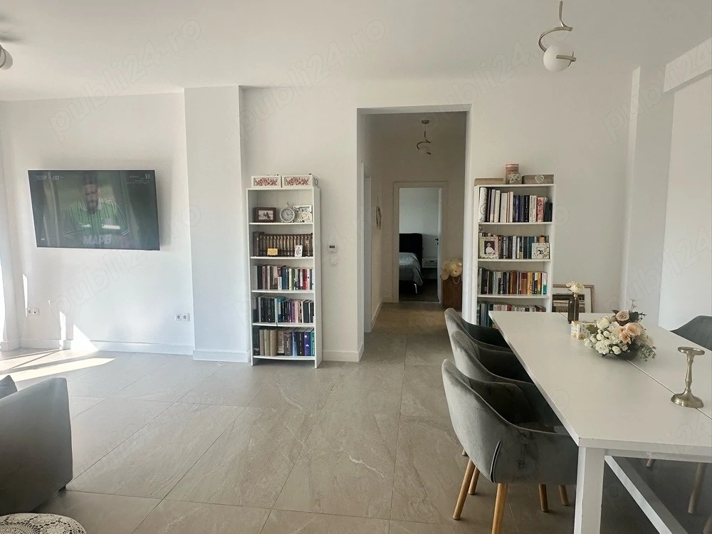 Apartament de vânzare 3 camere 