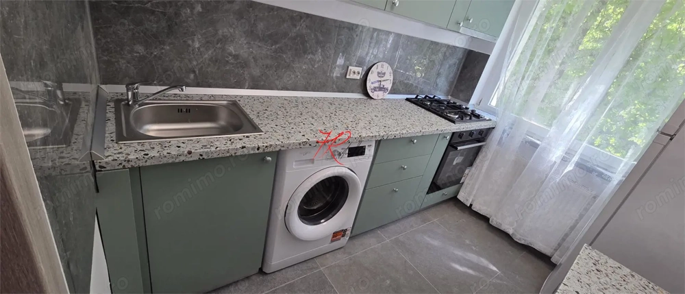 Inchiriere apartament 2 camere Teiul Doamnei