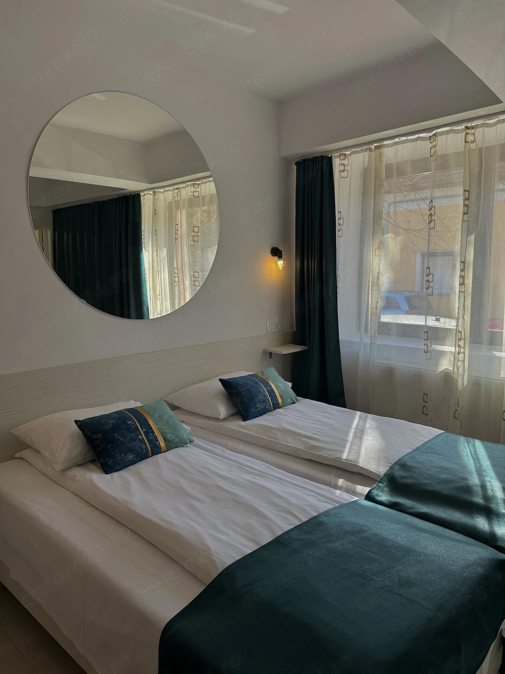 Regim hotelier cu parcare privata