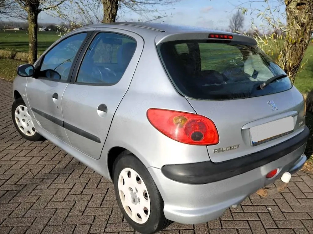 1.4 diesel 2006 cu 5 usi