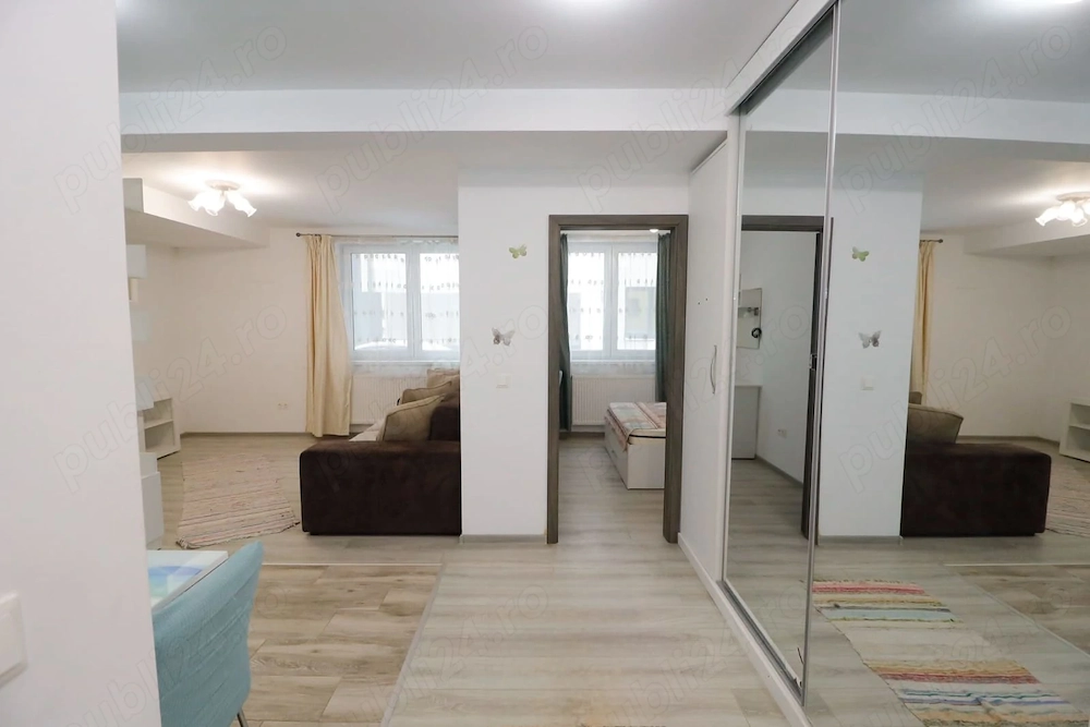 3D!Studio cochet si aerisit,regim vila, parcare privata,Tractorul,Brasov: investitional  rezidential