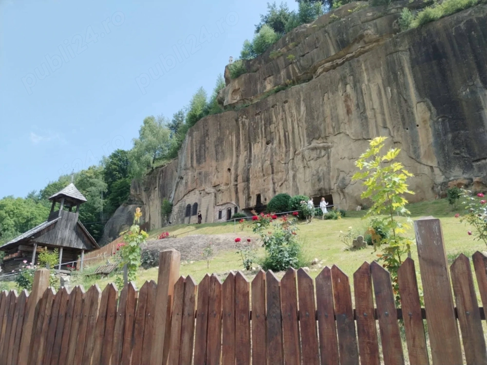 Teren Intravilan Corbii de Piatra+Bonus teren extravilan impadurit (aprox 1300 m2) la 200 m distanta