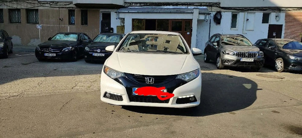 Honda Civic 1.8 benzina hatchback 6 trepte