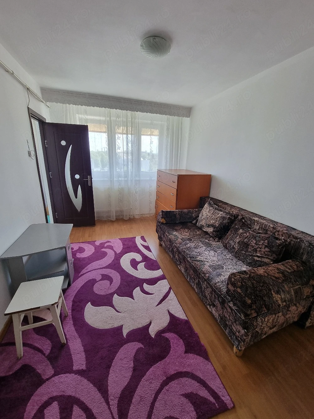 proprietar vând garsoniera 