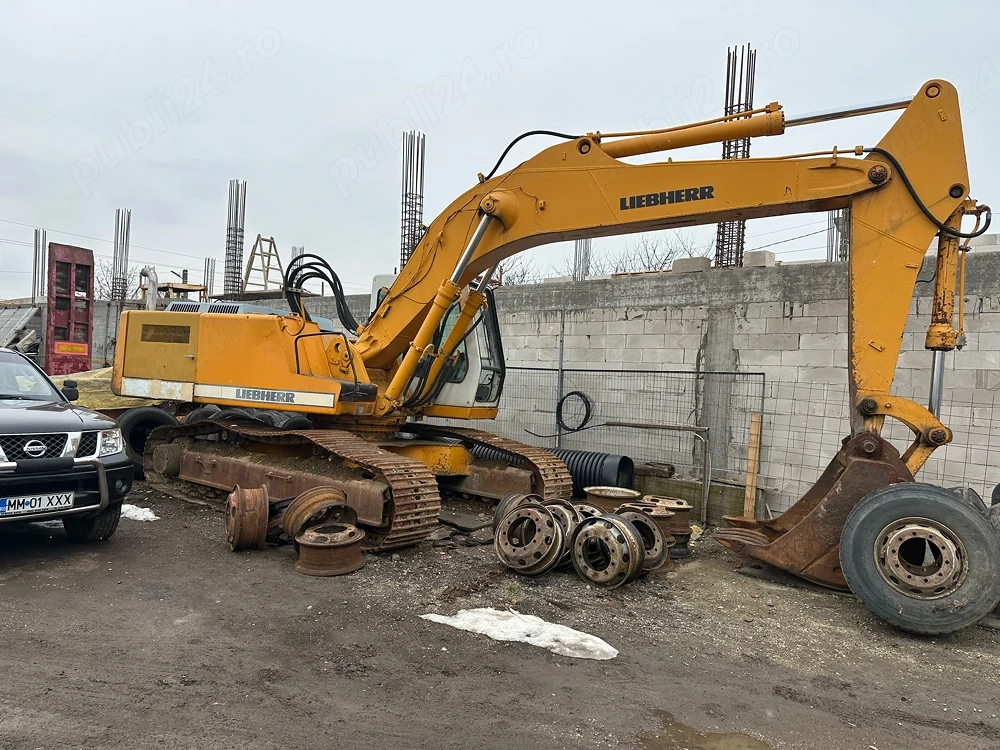 excavator liebherr 932 