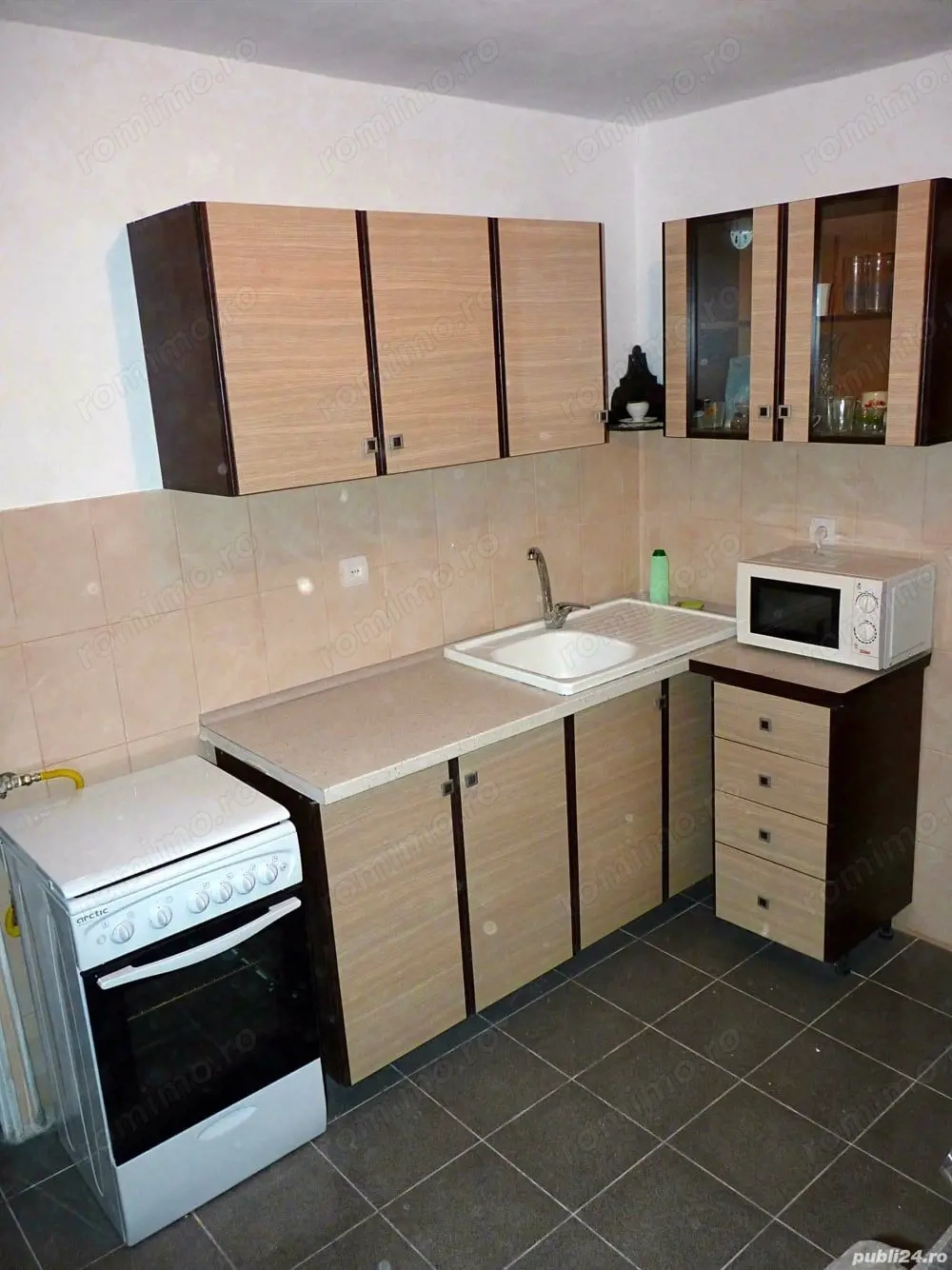 De Inchiriat Apartament 2 camere Decebal