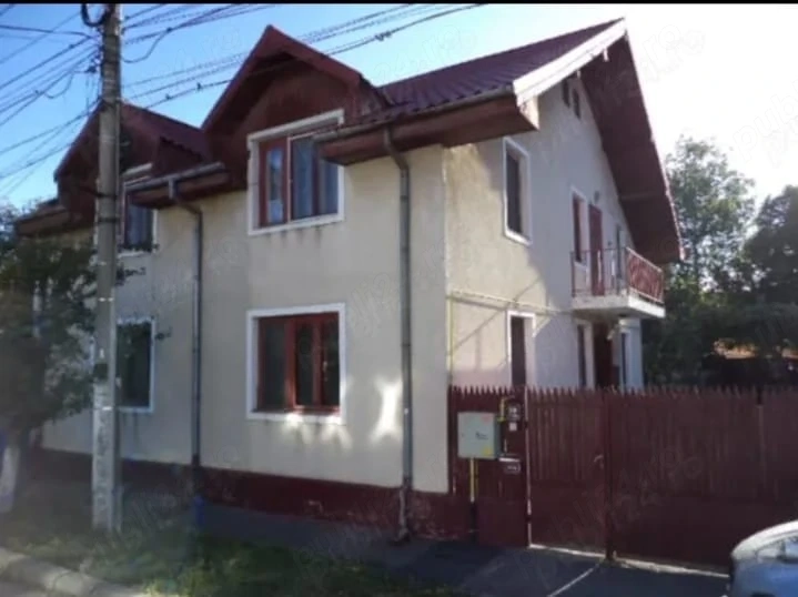 Vand casa familiară 