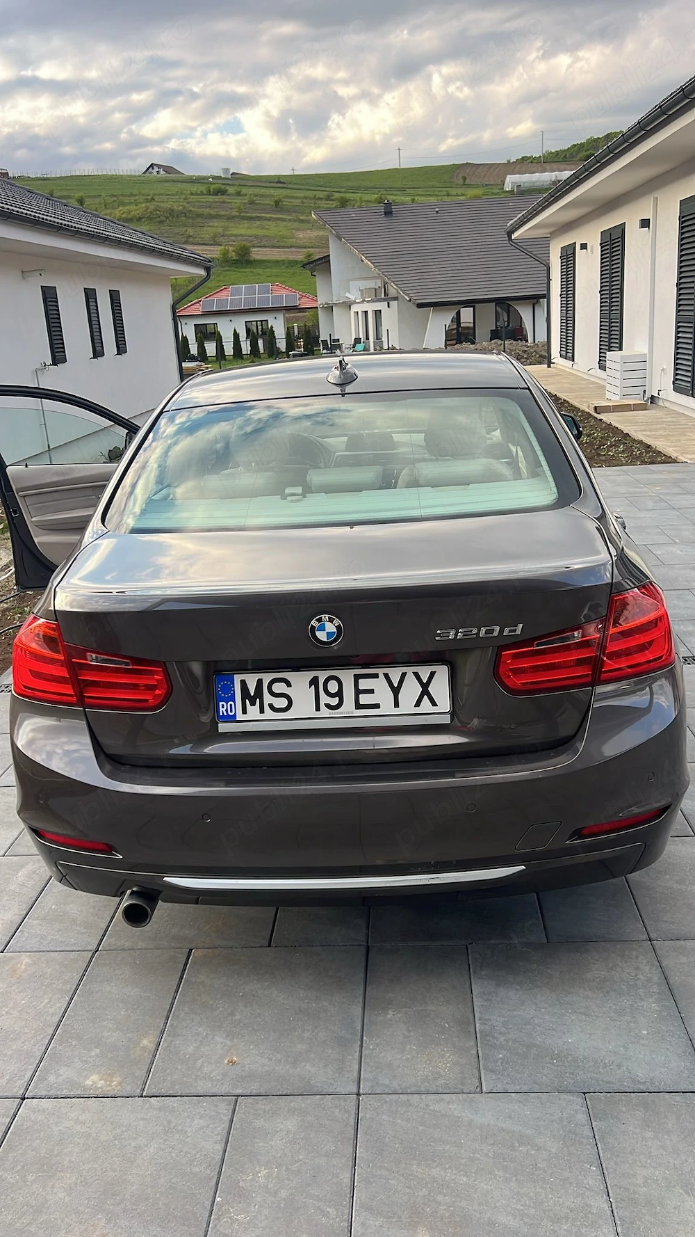 BMW Seria 3 F30 Sedan 320d EfficientDynamics Edition