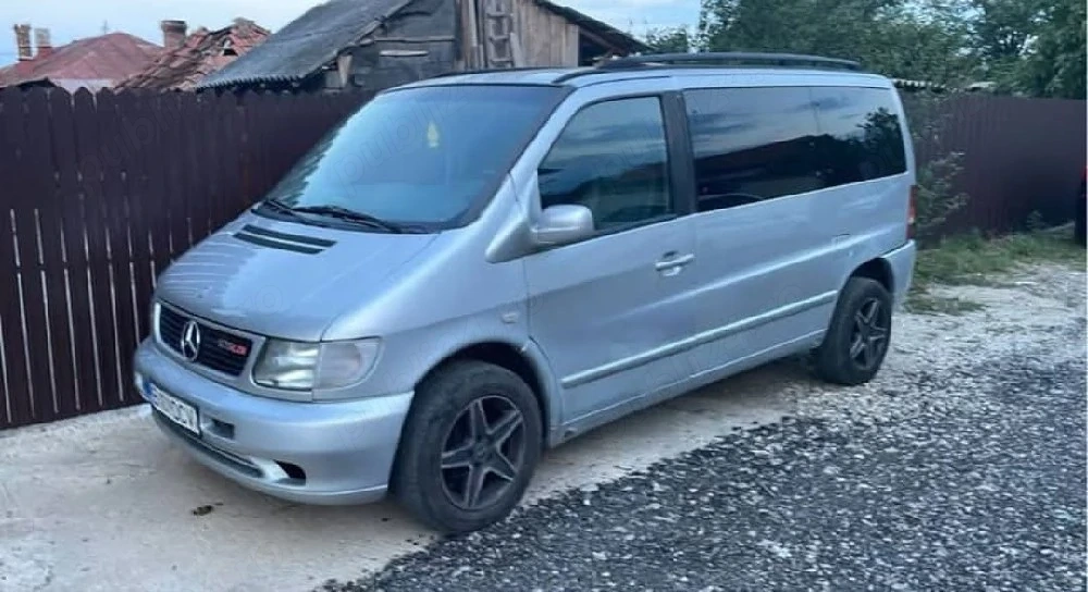 Dezmembrez Mercedes vito 2.2 CDI