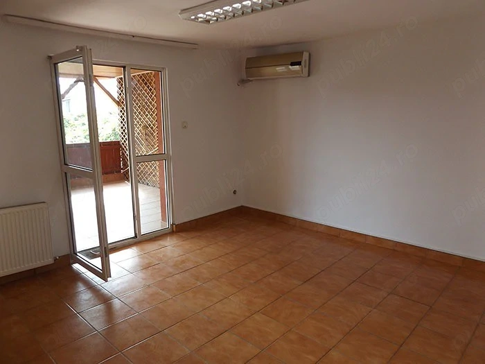 Propietar închiriez vila zona Antiaeriana 6 cam,180 mp,centrala gaze + AC