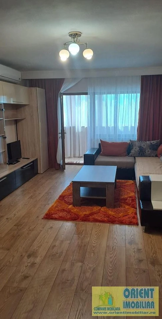 Doraly, de inchiriat 3 camere, decomandat, gaze, mobilat
