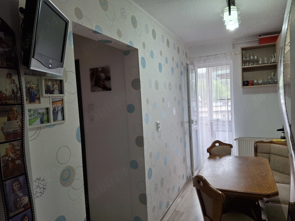 Vand apartament 2 camere