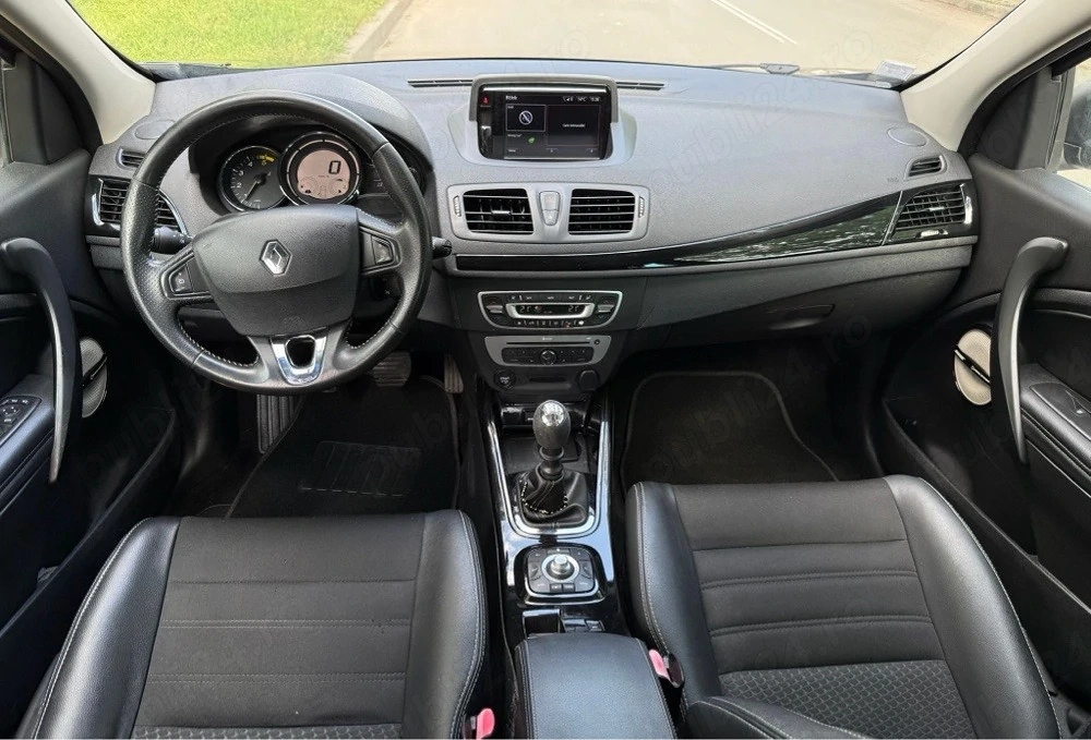 Renault Megane Bose
