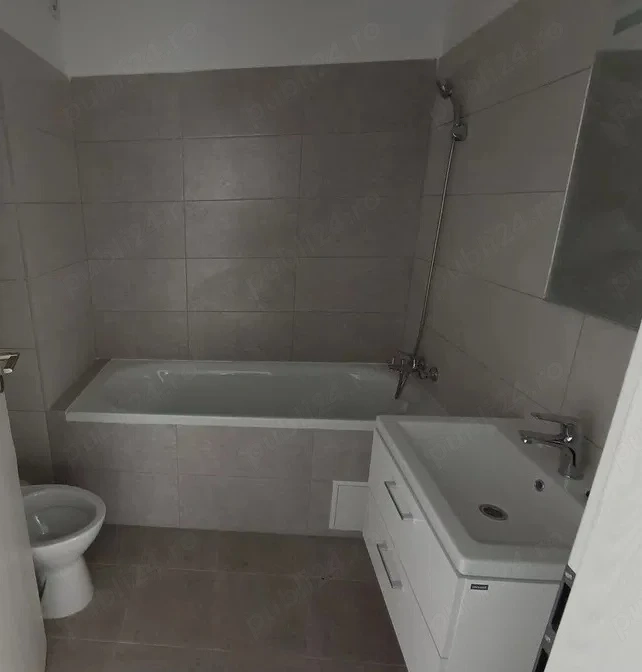 centru BRASOV apartament 2 camere CHIRIE