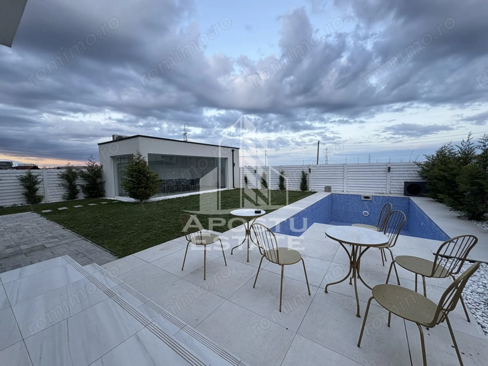 Vila de lux cu piscina incalzita de vanzare in Mosnita Noua | 4 camere