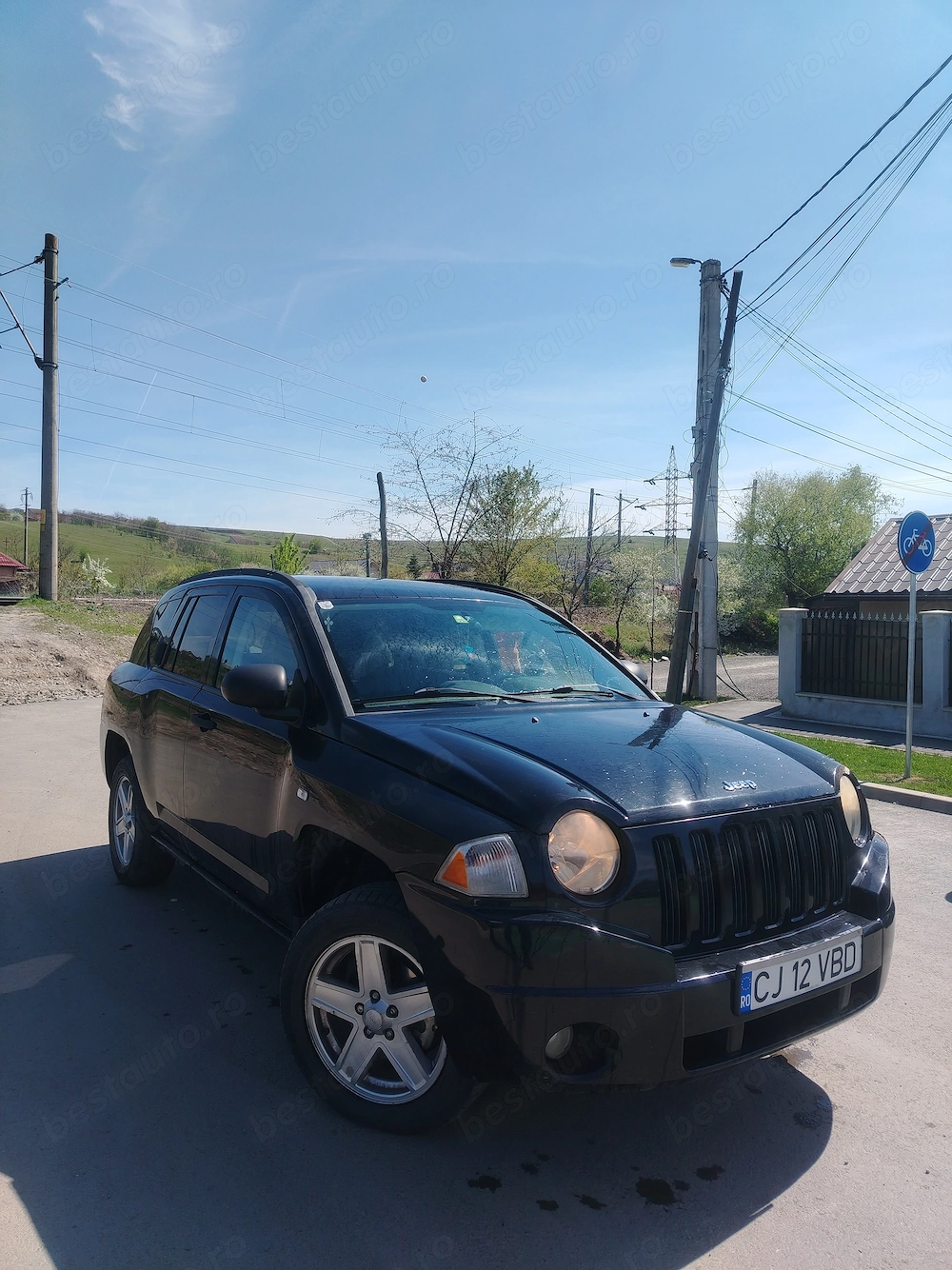 Vând Jeep Compass
